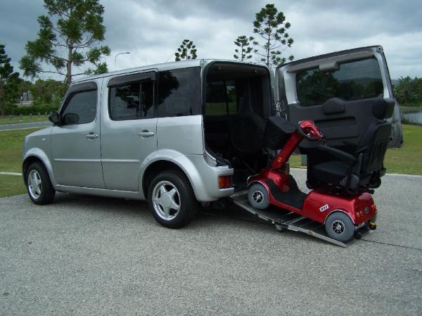 Nissan cube wheelchair cars #4