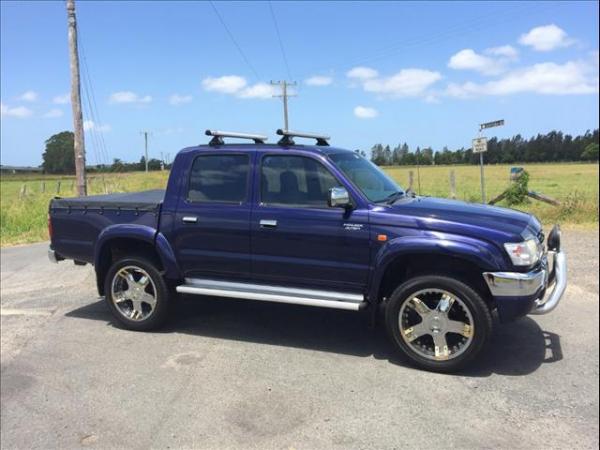 cheap used toyota hilux 4x4s #5