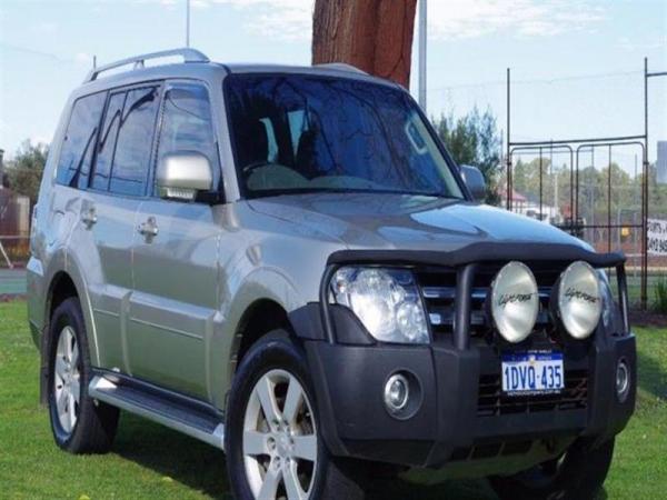 2008 Mitsubishi Pajero 