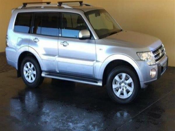 2011 Mitsubishi Pajero 