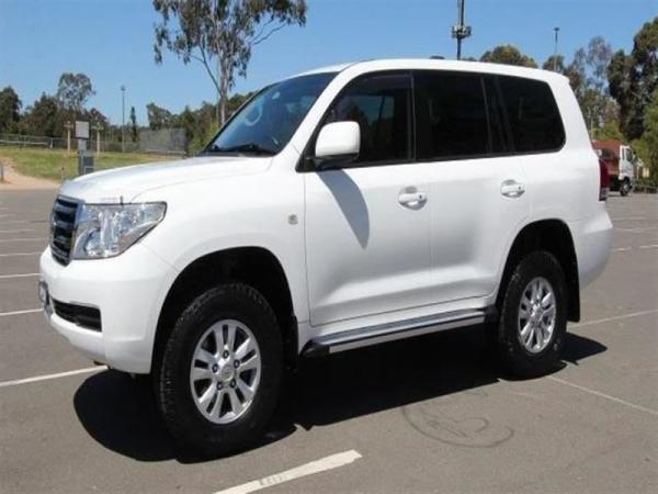 2011 Toyota Land Cruiser 