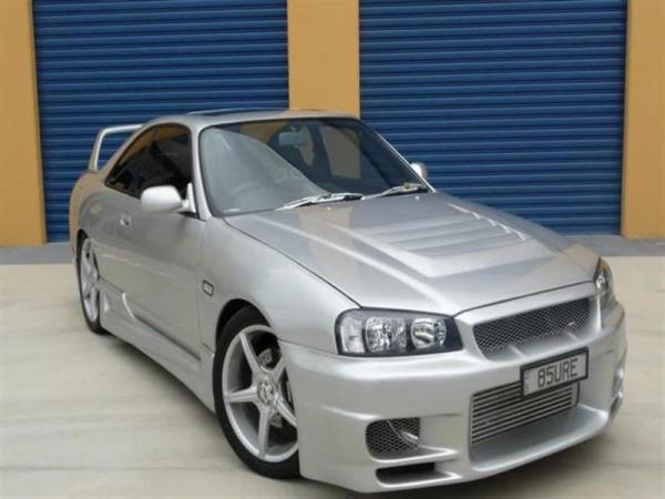 1994 Nissan Skyline 