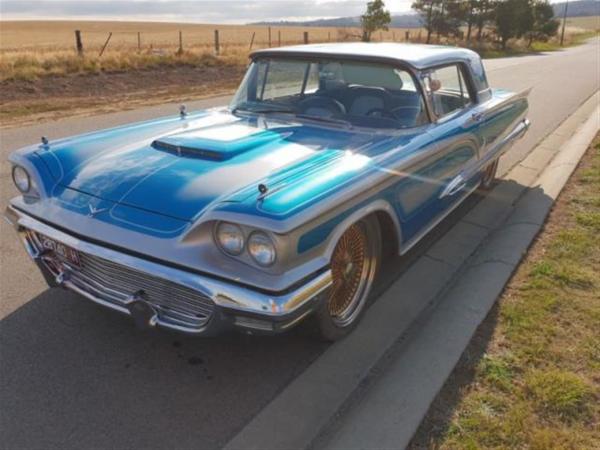 1959 Ford Thunderbird 