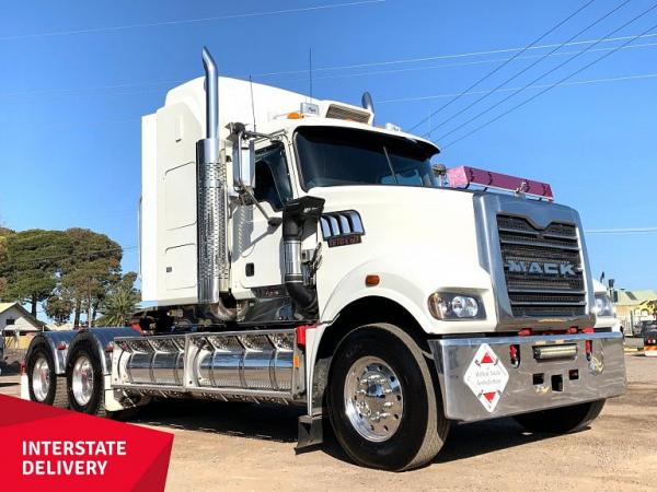 2010 Mack Trident 6x4 Prime Mover