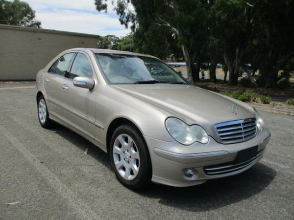 2004 Mercedes-Benz C-Class W203 MY2003 C200 Kompressor Elegance Gold 5 Speed Sports Automatic