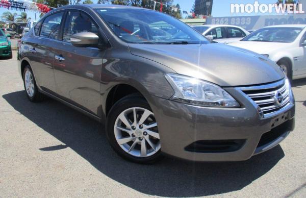 2014 Nissan Pulsar ST 2014 Sedan