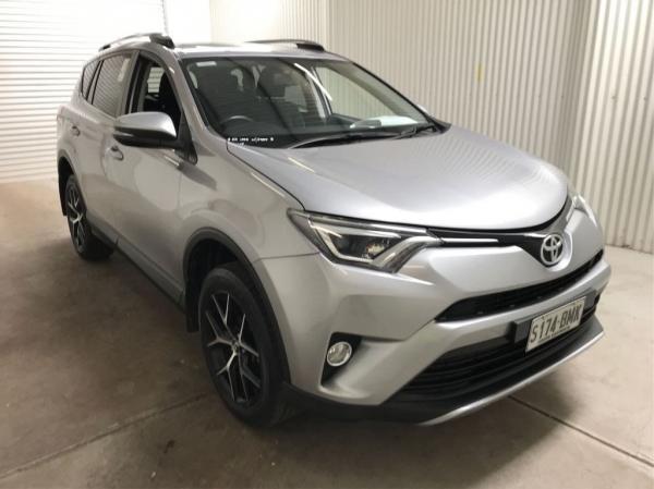 2016 Toyota RAV4 