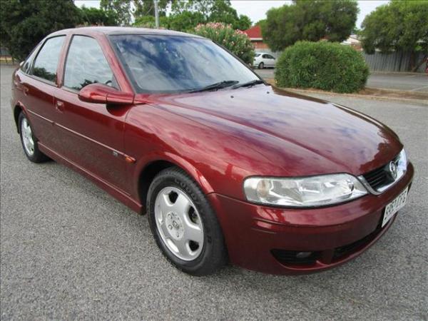 2002 HOLDEN VECTRA 