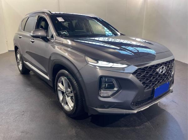 2018 Hyundai Santa Fe 