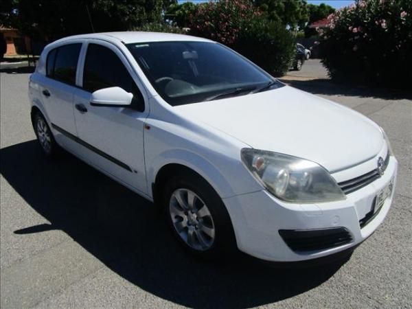 2005 HOLDEN ASTRA 