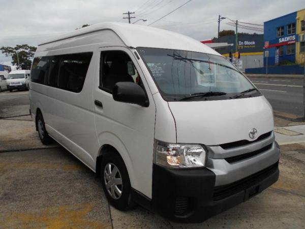 2016 TOYOTA HIACE COMMUTER KDH223R MY16