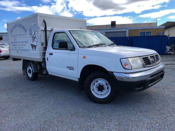 2001 NISSAN NAVARA REFRIGERATED COOL BOX