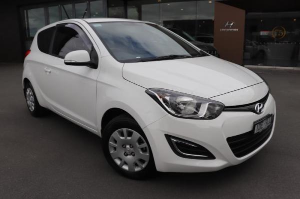 2015 HYUNDAI I20 Active