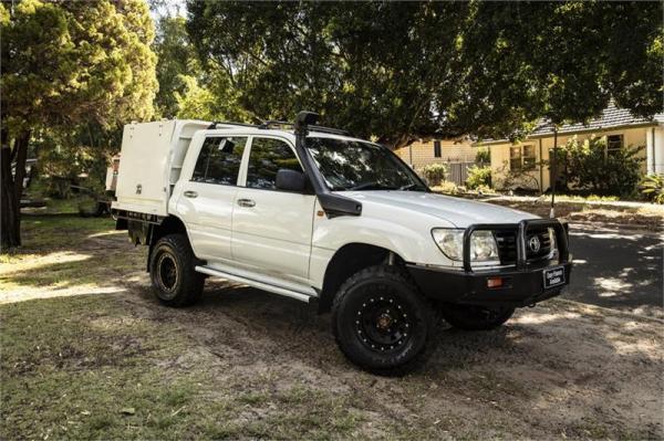 2006 TOYOTA LANDCRUISER 4D WAGON (4x4) HZJ105R UPGRADE