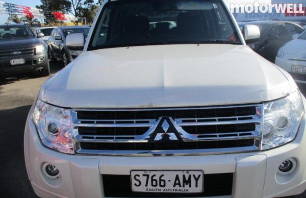 2011 Mitsubishi Pajero 30th Anniversary 4x4 T