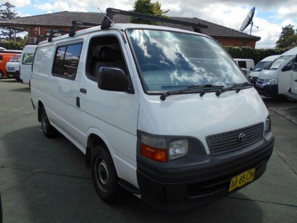 2004 TOYOTA HIACE RZH113R