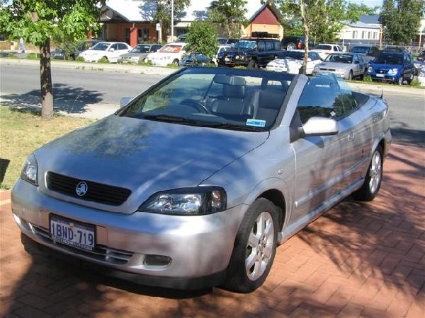 2004 Holden Astra 