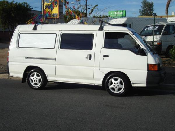 1997 Mitsubishi Express 2.4