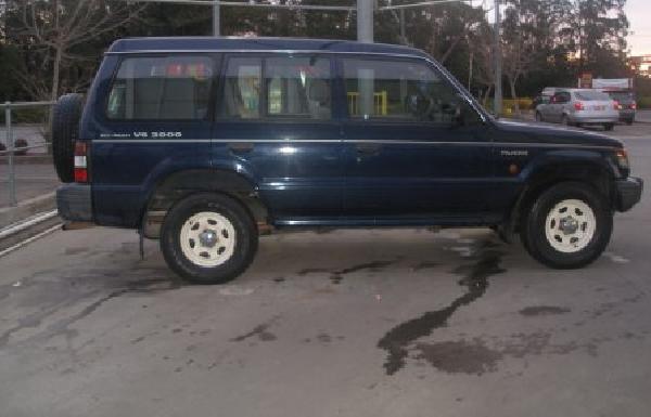 1996 Mitsubishi Pajero 