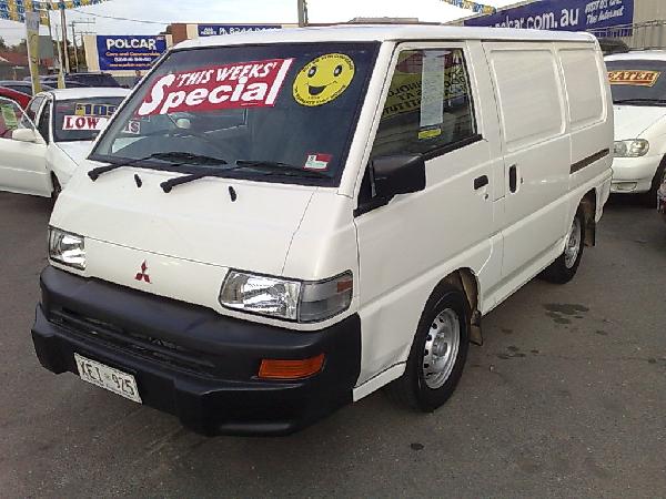 2005 Mitsubishi Express 2.0EFI