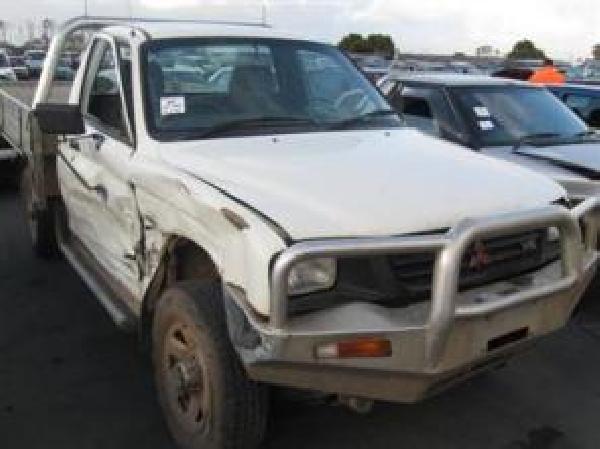 2000 Mitsubishi triton MK GLX 