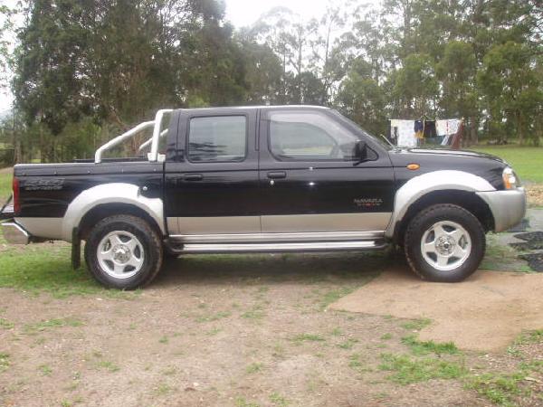 2002 Nissan Navara STR STR 4x4 D22