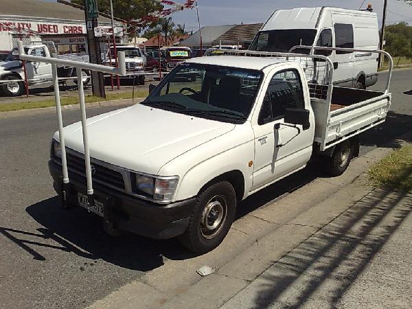 1999 Toyota Hilux 