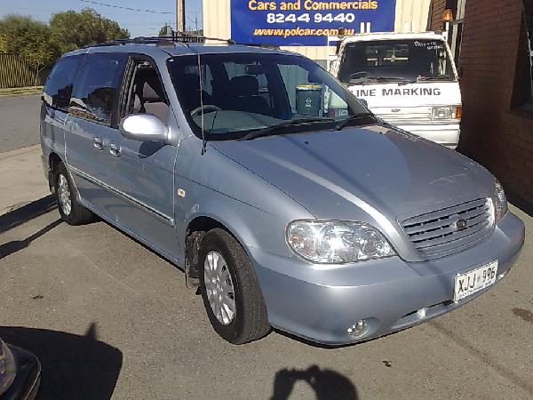 2002 Kia Carnival LS 7 Seater automatic