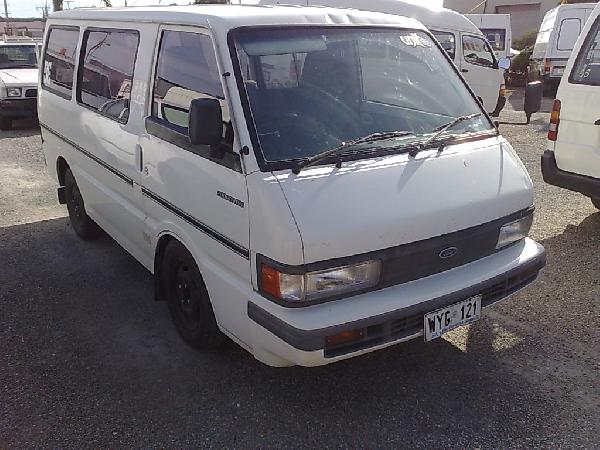 1993 Ford Econovan 