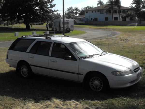 1996 Ford falcon wagon 