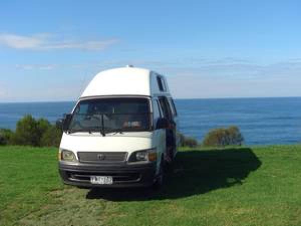 1999 Toyota Hiace 