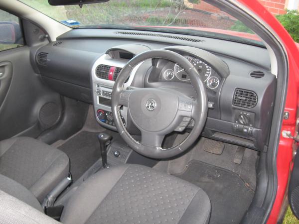 2004 Holden barina sxi