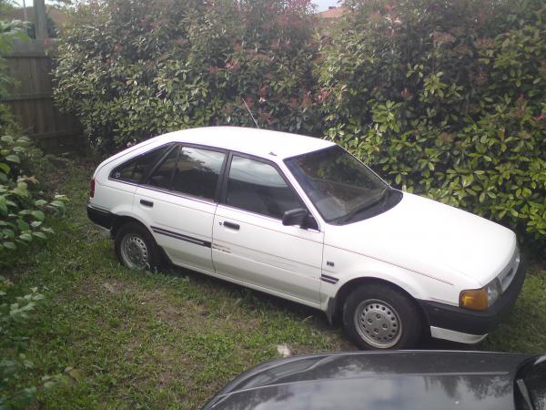 1987 Ford laser 