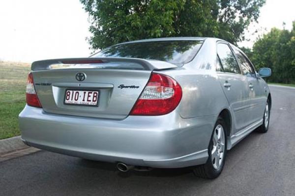 2003 Toyota Camry Sportivo 