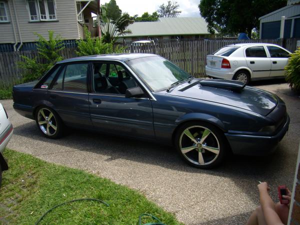 1986 Holden berlina 