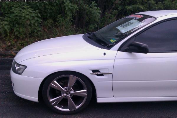 2005 Holden Commodore Executive