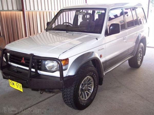 1991 Mitsubishi Pajero GLS