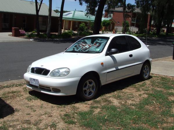 1999 Daewoo Lanos SE