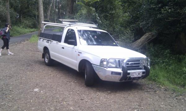 2002 Ford courier gl-pg