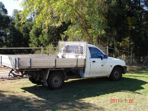 1996 Mitsubishi Triton 