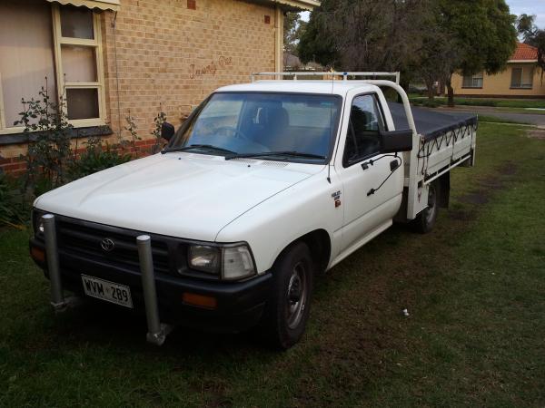 1995 Toyota Hilux 