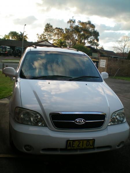 2004 Kia carnival 