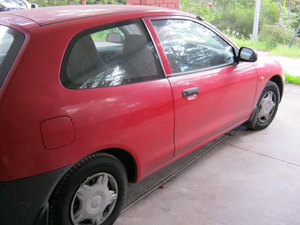 2003 Mitsubishi Mirage 