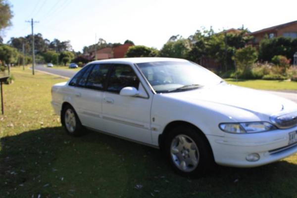 1988 Ford FAIRLANE  GHIA