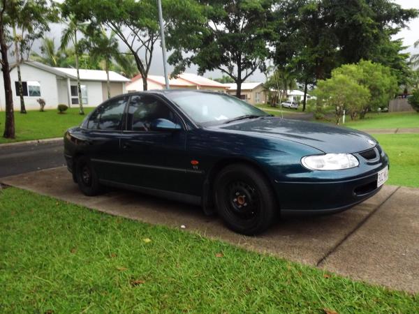 1997 Holden commodore acclaim 