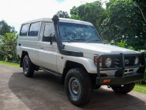 Buy Used 2008 Toyota landcruiser troopy SPECIAL 11 SEATER 4x4 for ...