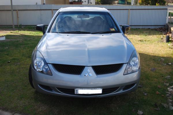 2003 Mitsubishi MAGNA TL