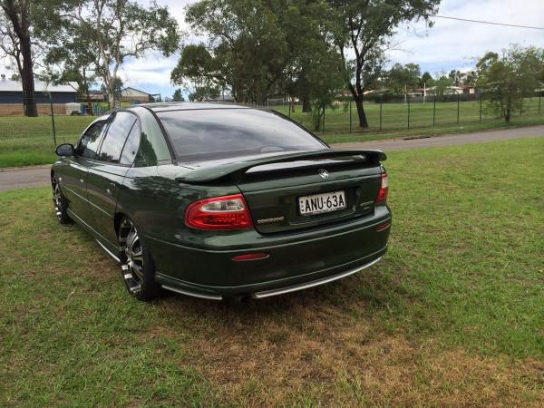 2001 Holden Commodore Lumina II