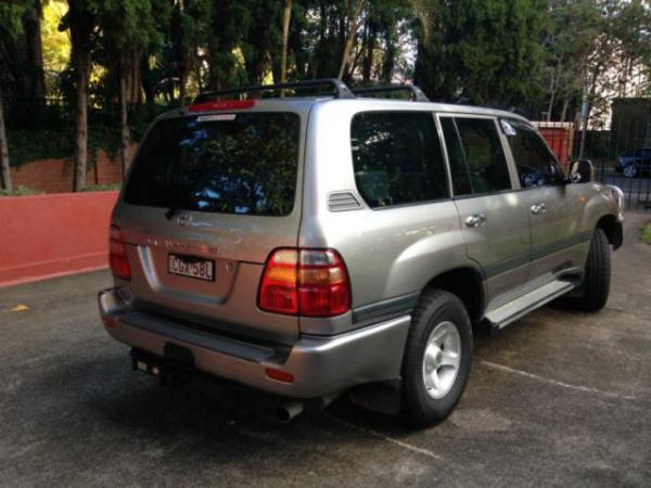 2000 Toyota Land Cruiser 4447