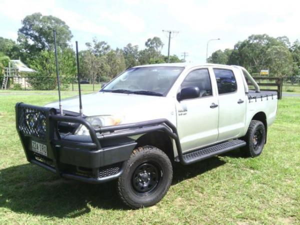 2005 Toyota Hilux 4